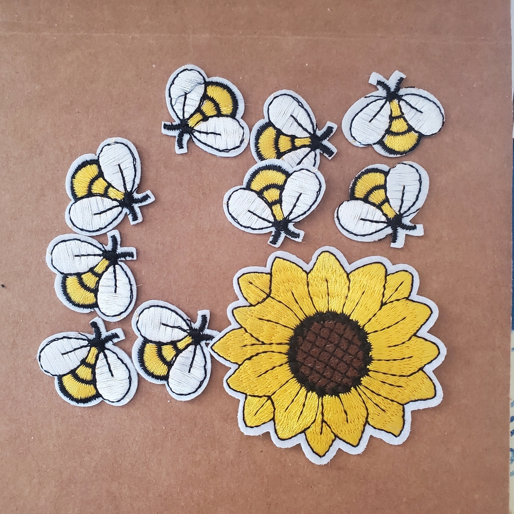 Embroidered Sunflower and Bee Patch Set - Yellow